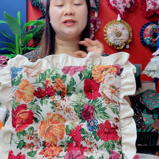 提花花边坐垫